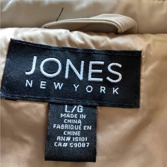 Ladies Jones New York quilted jacket   Never worn. Size L - Picture 2 of 5